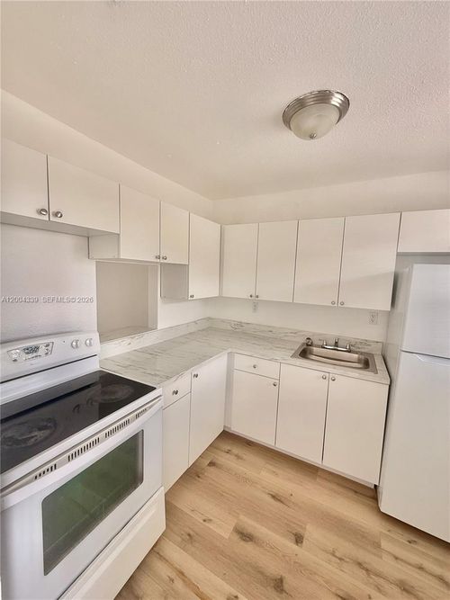 9-1990 Nw 183rd St, Miami Gardens, FL, 33056-3847 | Card Image