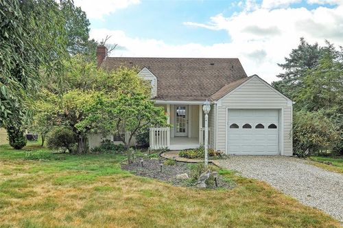 640 N Wade Ave, Washington, PA, 15301-6604 | Card Image