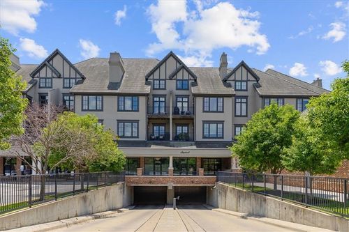 203a-10511 Mission Rd, Leawood, KS, 66206-2702 | Card Image