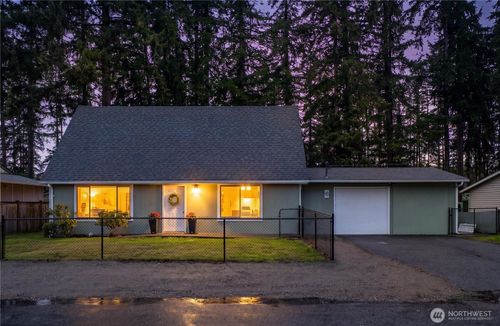 31003 149th Ave Se, Kent, WA, 98042-4612 | Card Image