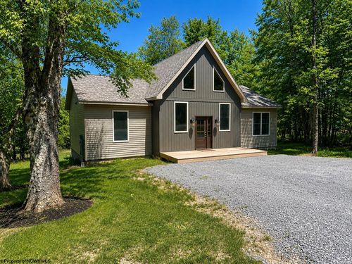 371 Goldfinch Ln, Terra Alta, WV, 26764 | Card Image