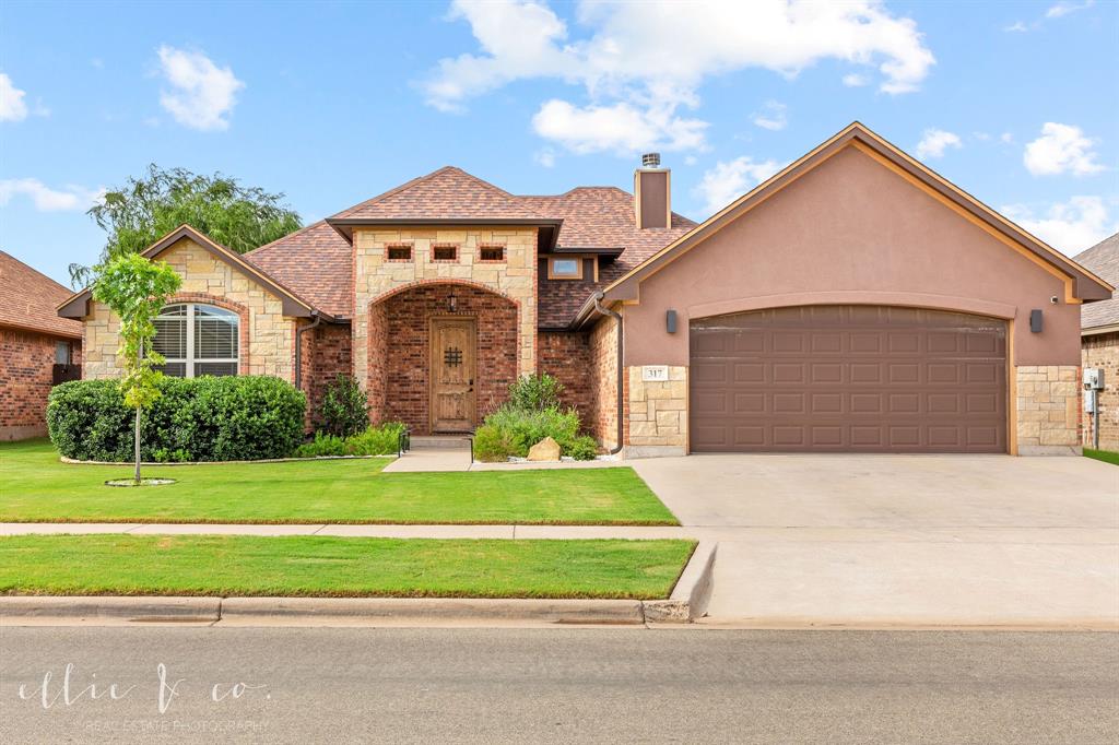 Southlake Dr, Abilene, TX 79602