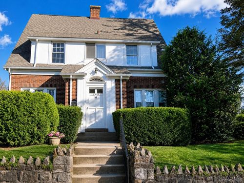 1305 Park Ave, Mamaroneck, NY, 10543-3027 | Card Image
