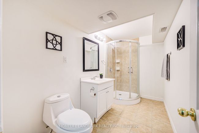 2 - 401 Keats Way, Condo with 5 bedrooms, 3 bathrooms and 1 parking in Waterloo ON | Image 42