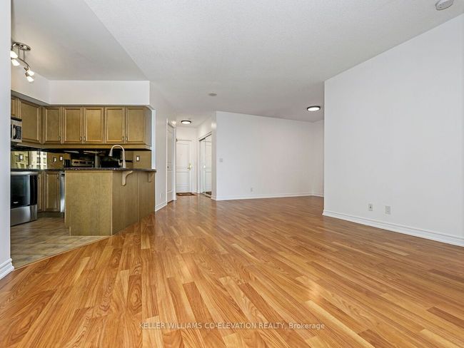 1609 - 9225 Jane St, Condo with 3 bedrooms, 2 bathrooms and 1 parking in Vaughan ON | Image 26