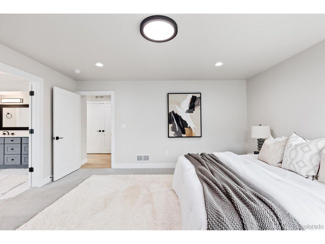 2040 W 45 Th Ave, House other with 3 bedrooms, 4 bathrooms and null parking in Denver CO | Image 27