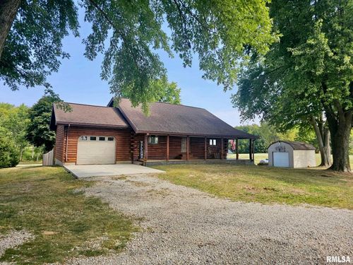 1955 E 2700 North Rd, Blue Mound, IL, 62513-8639 | Card Image