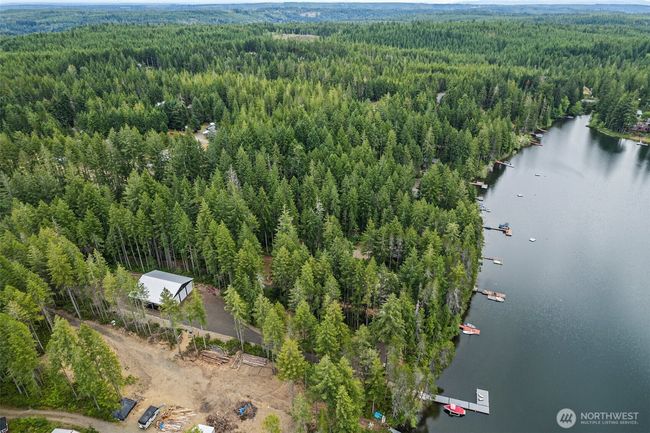 The foothills of the Olympics Mountains are beautiful. Not to mention that Hoods Canal is 10 minutes away. Crabbing, fishing, oysters, shrimping!! | Image 35