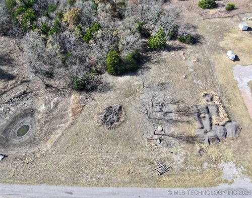 54 Ponderosa Dr, Sulphur, OK, 73086 | Card Image