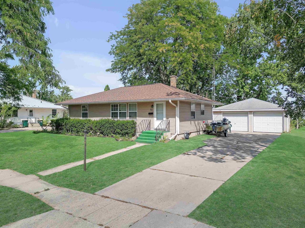 4th St, Fort Atkinson, WI 53538