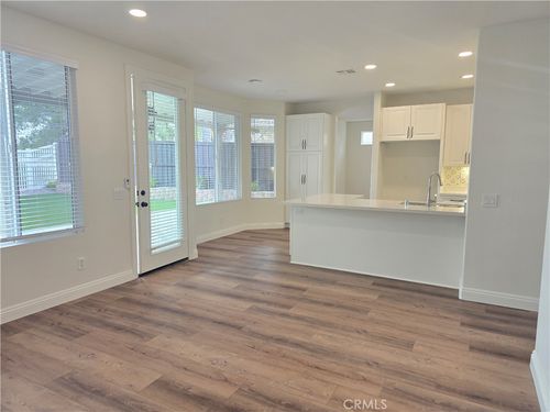 32991 Adelante St, Temecula, CA, 92592-4372 | Card Image