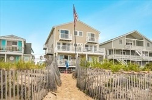 4-59 Atlantic Ave, Salisbury, MA, 01952-2738 | Card Image