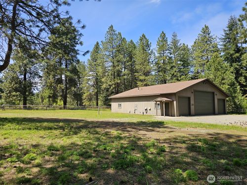 321 Book Ln, Cle Elum, WA, 98922-9576 | Card Image