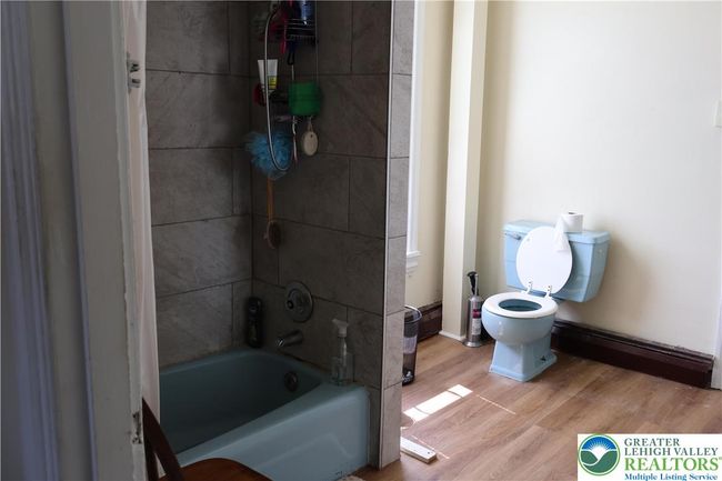1533 E Emmaus Ave, House other with 4 bedrooms, 2 bathrooms and null parking in Allentown PA | Image 24