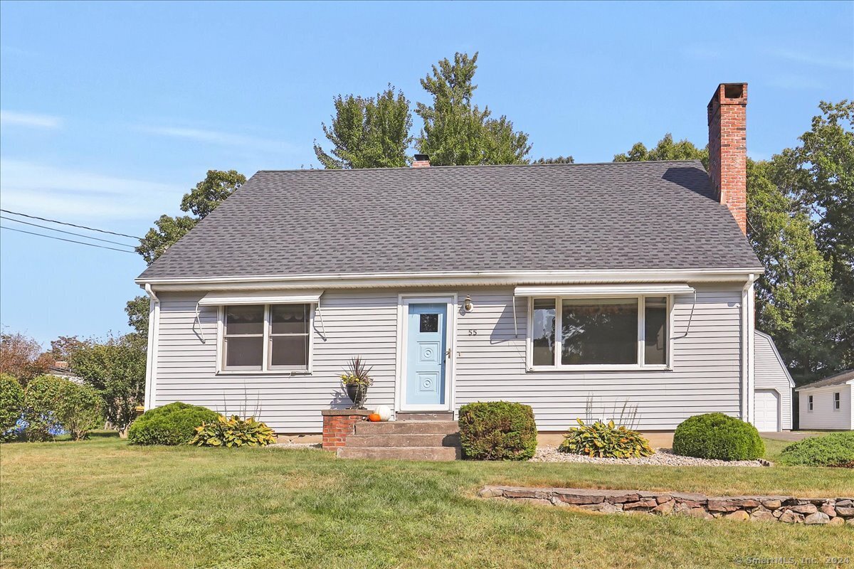 Candy Ln, Bristol, CT 06010