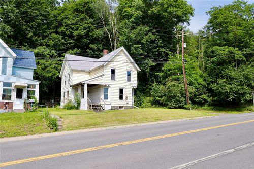 42 Delaware St, Walton, NY, 13856-1317 | Card Image