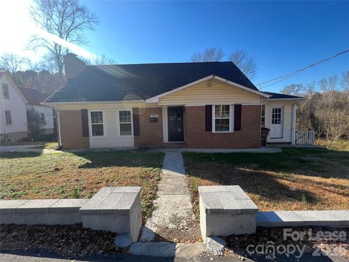 731 W Main Street Ext, Lincolnton, NC, 28092-2051 | Card Image