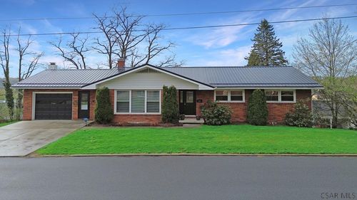 111 Clara St, Ebensburg, PA, 15931-1801 | Card Image