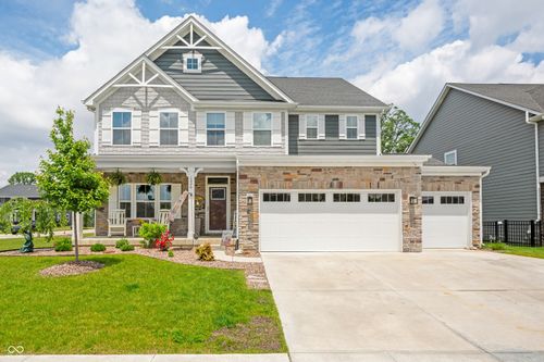1026 Woodglen Dr, Westfield, IN, 46074-7885 | Card Image