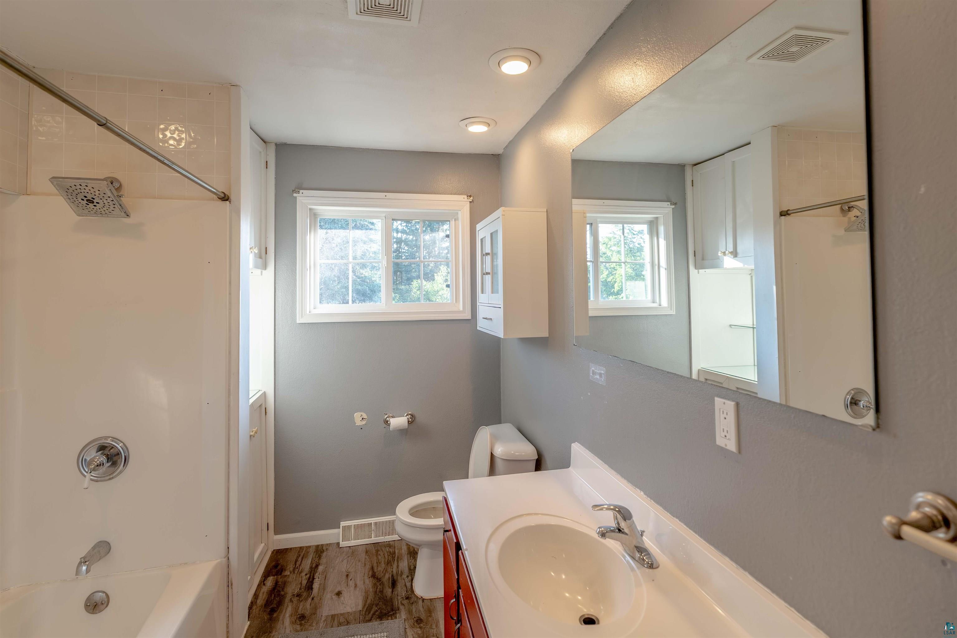 Residential in Grand View 3