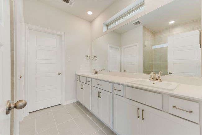 5813 Edward Dr, House other with 3 bedrooms, 2 bathrooms and null parking in Aubrey TX | Image 23
