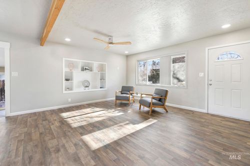 799 Northview Dr, Twin Falls, ID, 83301-3334 | Card Image