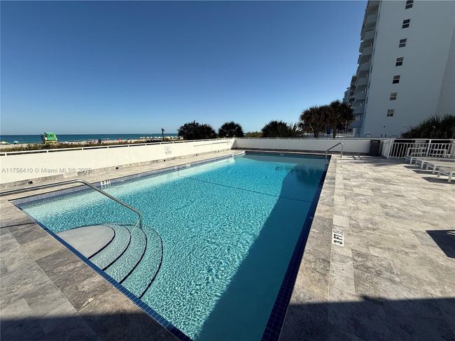 APT-707 - 401 Ocean Dr, Condo with 0 bedrooms, 1 bathrooms and null parking in Miami Beach FL | Image 29