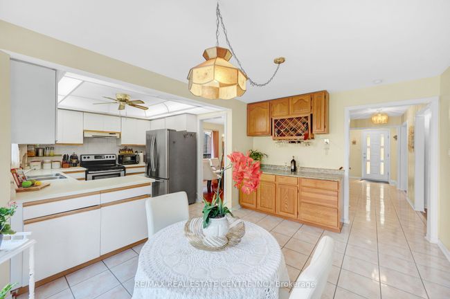 5615 River Grove Ave, House other with 4 bedrooms, 3 bathrooms and 3 parking in Mississauga ON | Image 16