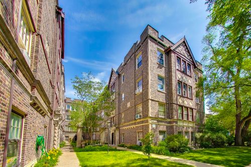 2b-1219 Hull Terrace, Evanston, IL, 60202 | Card Image