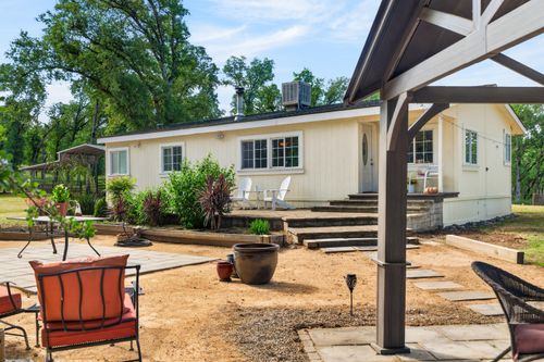 19105 Bonner Way, Cottonwood, CA, 96022-9330 | Card Image