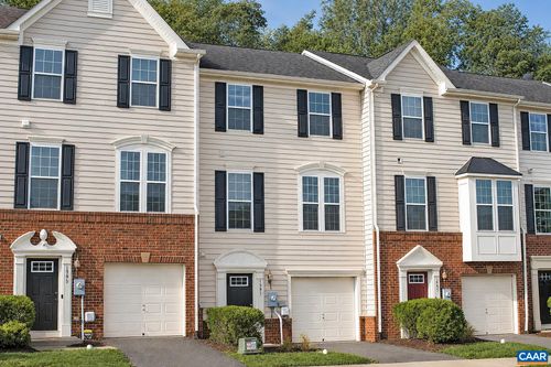 1991 Asheville Dr, CHARLOTTESVILLE, VA, 22911-3570 | Card Image