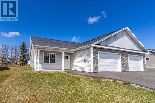 10 Aidan St, Charlottetown, PE, C1E3R1 | Card Image