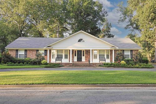 13 Jefferson Pl, Pine Bluff, AR, 71603-6931 | Card Image