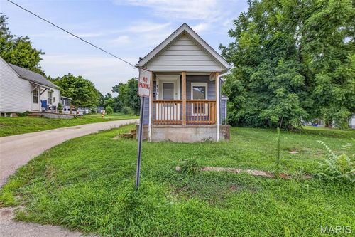 310 Moore St, Festus, MO, 63028-1921 | Card Image