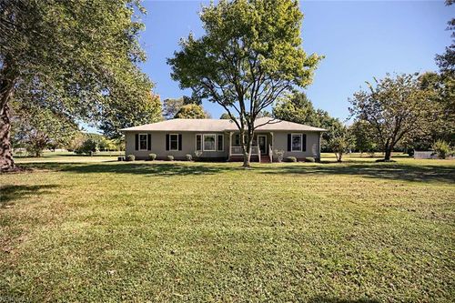 175 Healey Cove Dr, Hardyville, VA, 23070-2116 | Card Image