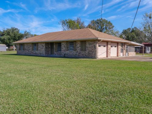 111 Swamp Dr, Bourg, LA, 70343-3520 | Card Image