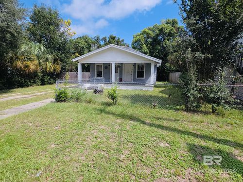 a-b-and-c-204 N E Street, Pensacola, FL, 32502 | Card Image