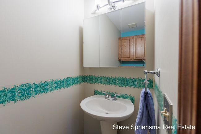 7392 Boulder Bluff, Jenison-27 | Image 4