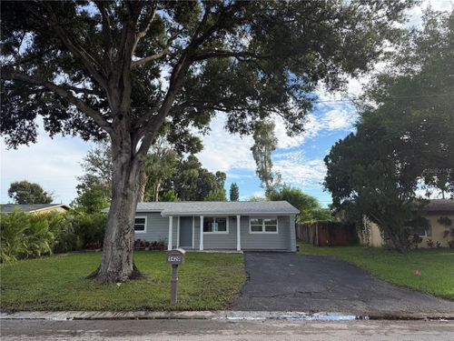 5420 96th Ave N, PINELLAS PARK, FL, 33782-3661 | Card Image