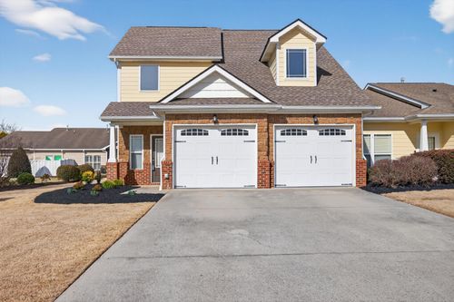 5393 Mandarin Cir, Hixson, TN, 37343-6801 | Card Image