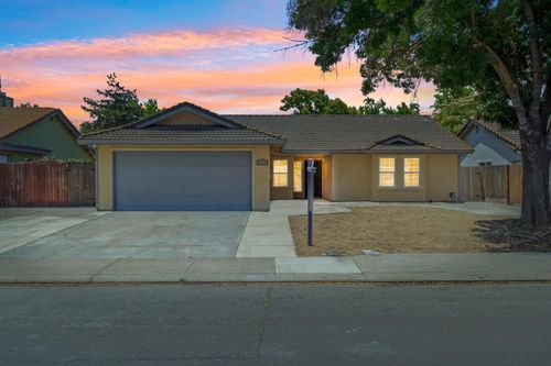301 Goldrun Drive, Modesto, CA, 95354 | Card Image