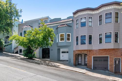 3284 Folsom St, San Francisco, CA, 94110-5209 | Card Image