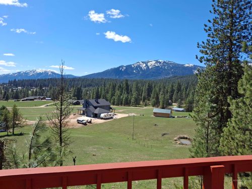 8 Lookout Rd, Garden Valley, ID, 83622-5124 | Card Image