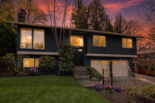 16611 Ne 108th Pl, Redmond, WA, 98052-2707 | Card Image