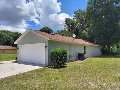 604 5th Street, House other with 3 bedrooms, 2 bathrooms and 2 parking in Wildwood FL | Image 3