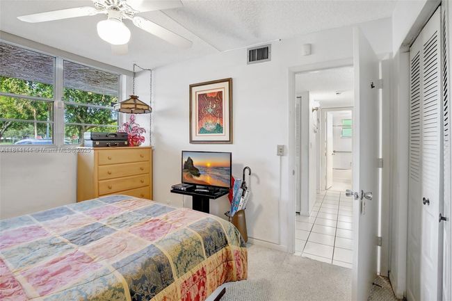 APT-101 - 9510 Seagrape Dr, Condo with 3 bedrooms, 2 bathrooms and null parking in Davie FL | Image 28