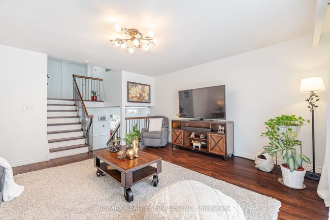 9 Pluto Dr, House attached with 4 bedrooms, 3 bathrooms and 2 parking in Brampton ON | Image 17