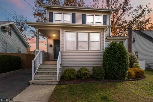 887 Ray Ave, Union, NJ, 07083-6530 | Card Image