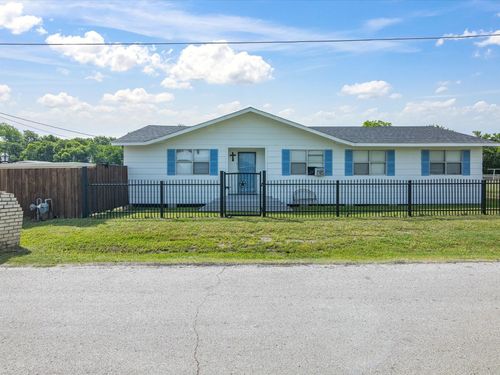 707 Washington St, Ennis, TX, 75119-2666 | Card Image