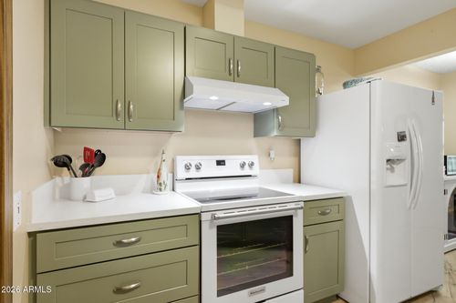 13817 N 109th Ave, Sun City, AZ, 85351-2576 | Card Image